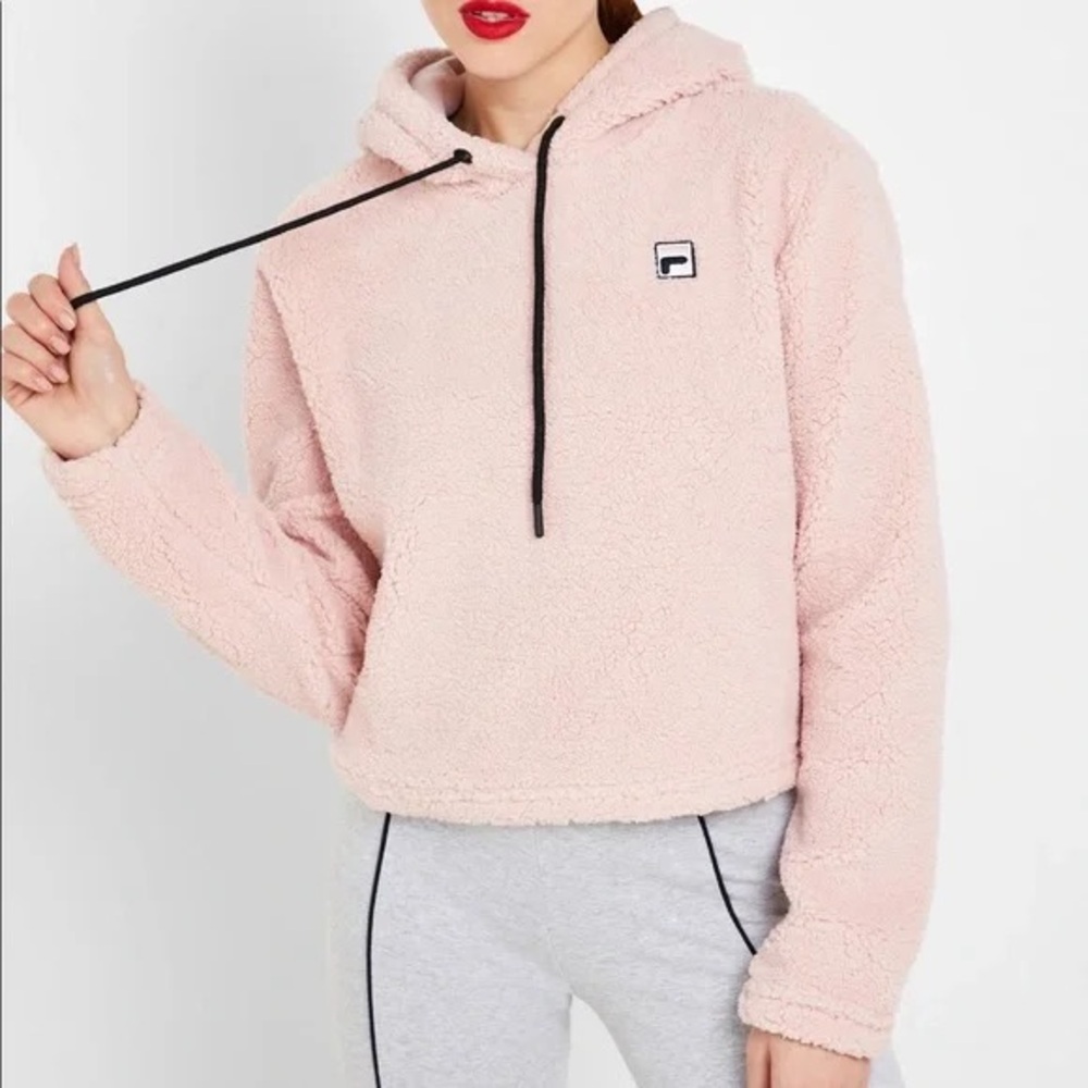 UO x Fila Pullover